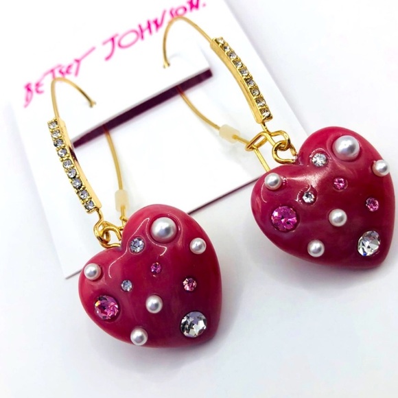 New Betsey Johnson Stone Heart Dangle Earrings - Picture 7 of 15
